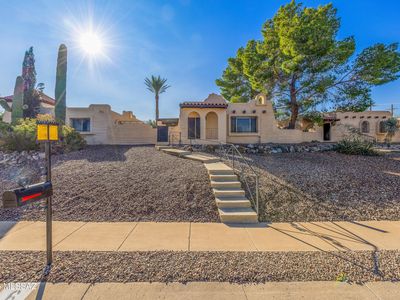 810 N Camino Santiago