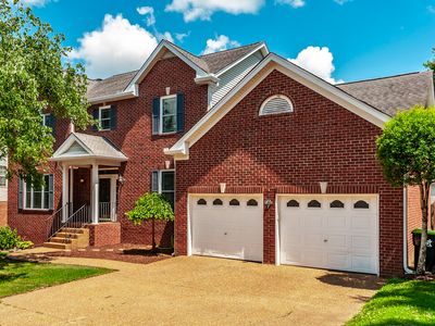 717 Vauxhall Dr