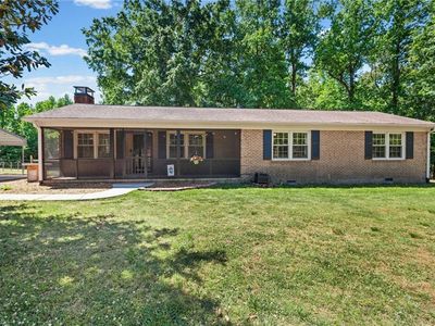 5792 Drake Rd
