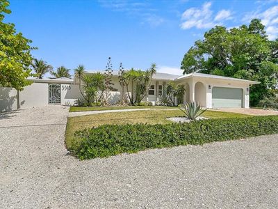 3515 La Paloma Ave