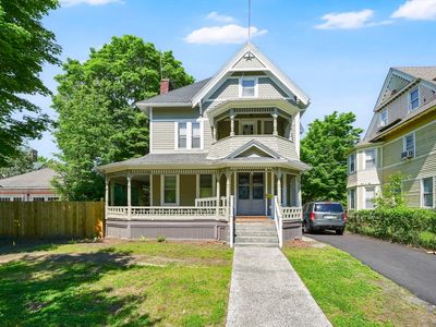 288 Saint James Ave