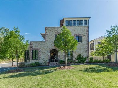290 Guild Ln