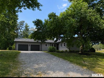 15 Pine Ln