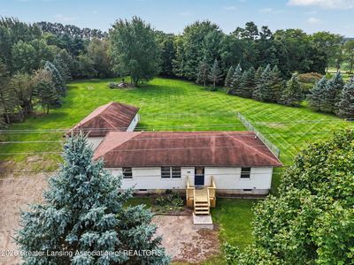 4096 E Clinton Trl