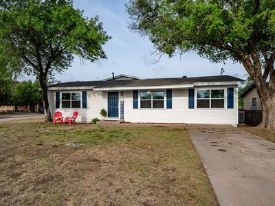 Property at 912 S Anson St, Stamford, TX