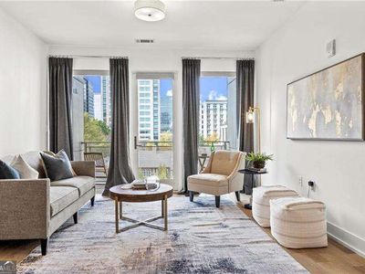 775 Juniper St NE #613