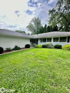 Property at 30 Cascade Ter, Burlington, IA