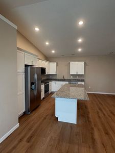 907 E Lakeshore Dr #B