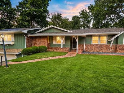 133 Country Club Pl