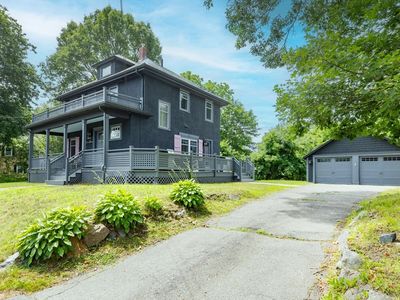 20 Grover St