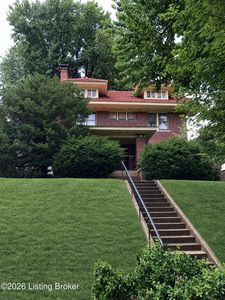 2107 Eastern Pkwy