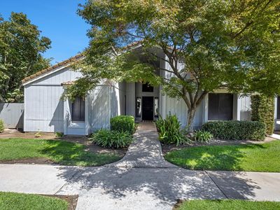 1842 Cougar Ln