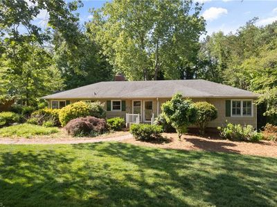 453 Plymouth Ave