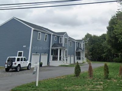 294 Huttleston Ave #1
