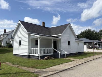 Property at 703 Walnut St, Lawrenceville, IL