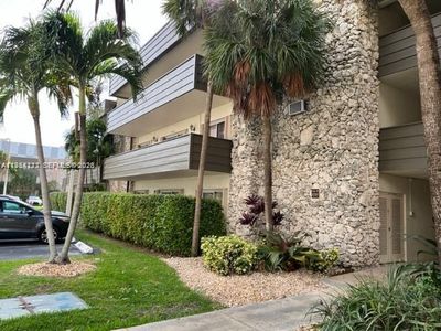 8315 SW 72nd Ave APT 104B