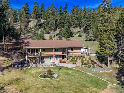 345 Lake Hills Dr