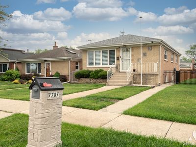 7707 Moody Ave