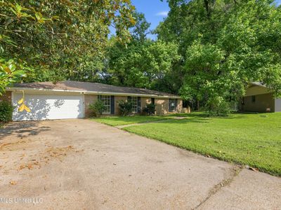 104 Roanwood Ct
