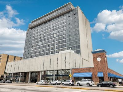 7234 W North Ave APT 1707