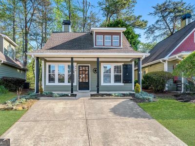 204 Lakeside Dr