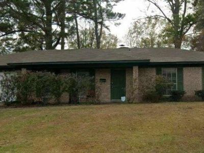 4783 Village Dr