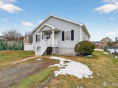145 Sampson Pl