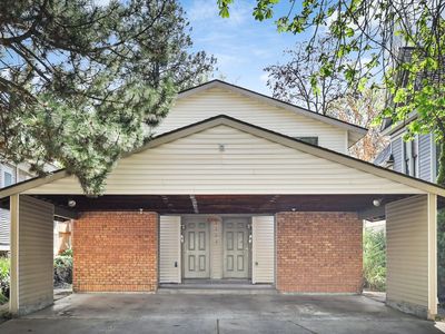1113 W 10th Ave