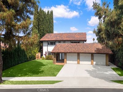 2649 E Serrano Ave