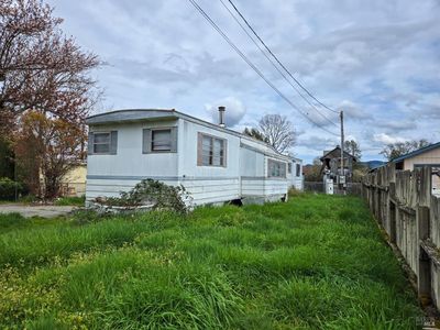 21441 Meadowbrook Dr