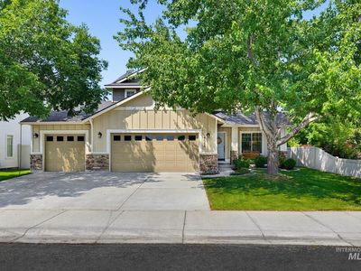 4094 E Arch Dr