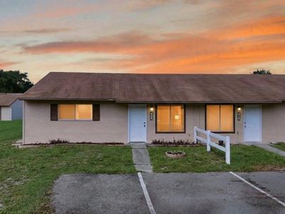 424 E ROSEWOOD LANE #424