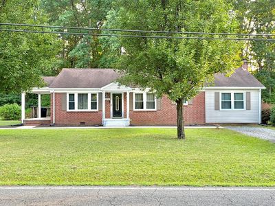 1414 Berry Hill Rd