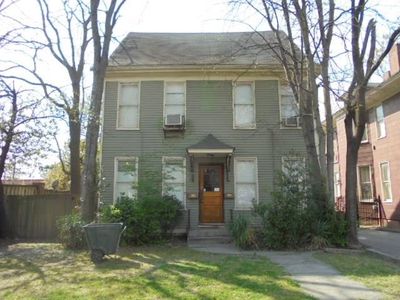 41 S McLean Blvd