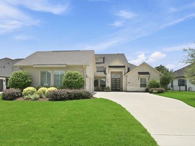 3211 Whispering Pecans Dr