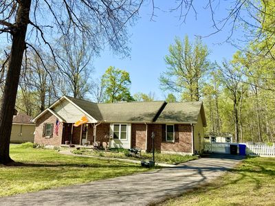 402 Rolling Acres Dr