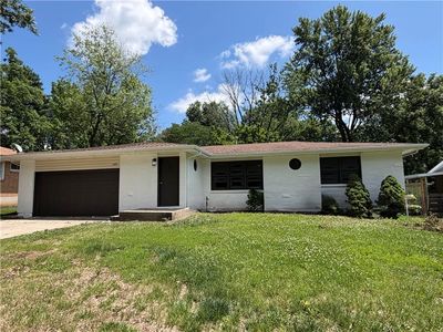 Property at 1233 Old Manor Rd, Liberty, MO