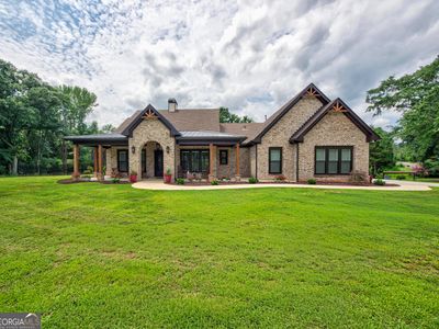233 Hunter Rd