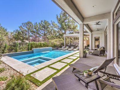 26 Plum Hollow Dr