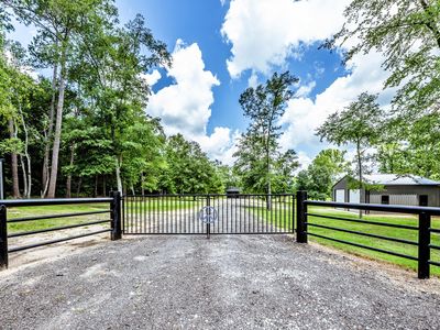 49 Sandy Creek Farm Rd