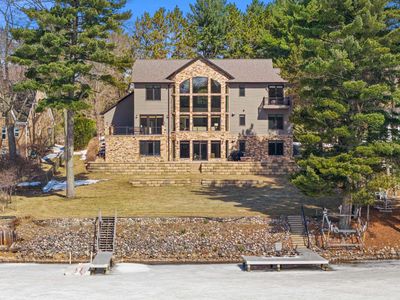 9621 Manitou Park Dr