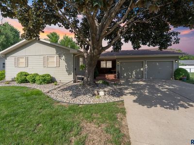 4308 S Hickory Hill Rd