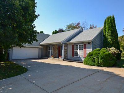 7117 West Woodbury DRIVE