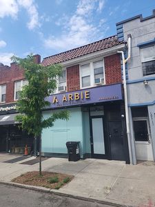 10311 Metropolitan Ave