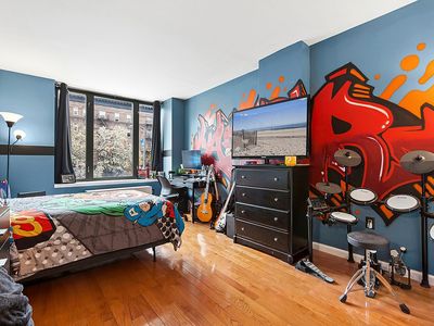 380 Lenox Ave APT 3G