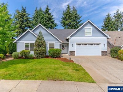 480 NW Reed Ln