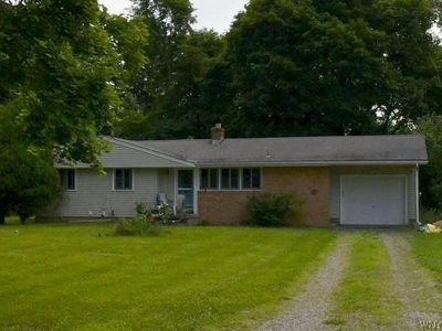 Property at 3059 N Creek Rd, Youngstown, NY