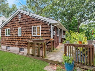 15 Hillside Rd