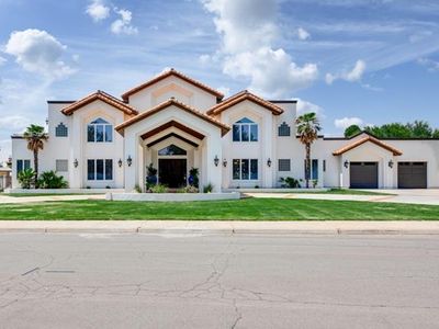 6843 Island Cir