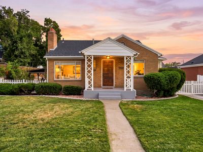 2588 E Barbey Dr